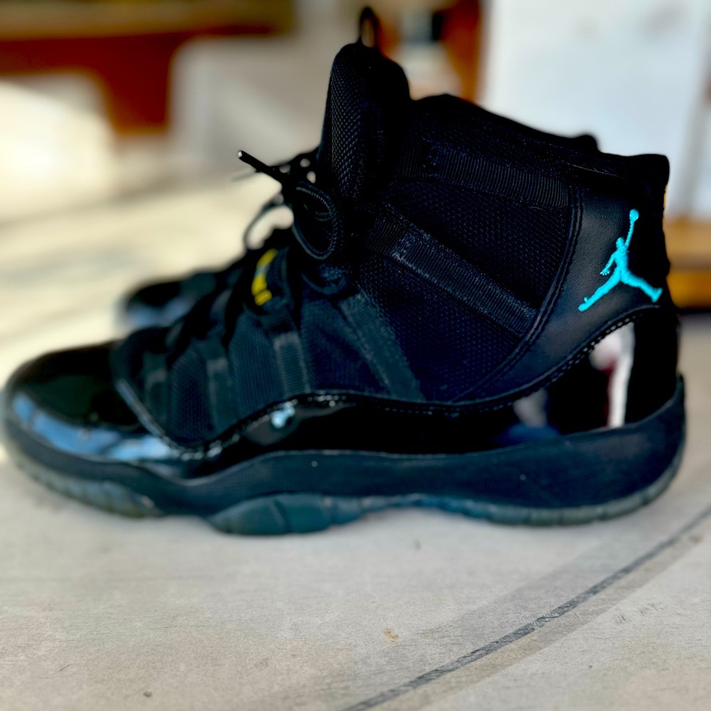 JORDAN 11 RETRO GAMMA BLUE